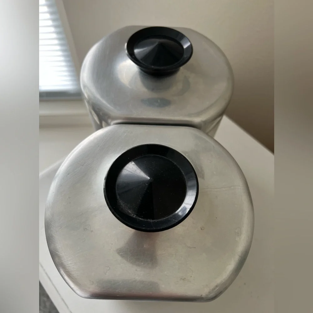 Vintage 1950s MCM Kitchen Aluminum Canisters Lids | Flour And Sugar - Picture 12 of 12